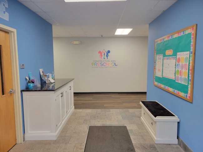 Wall Murals & Graphics