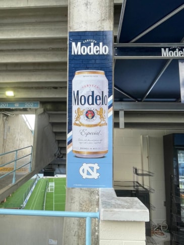 Wall Murals & Graphics