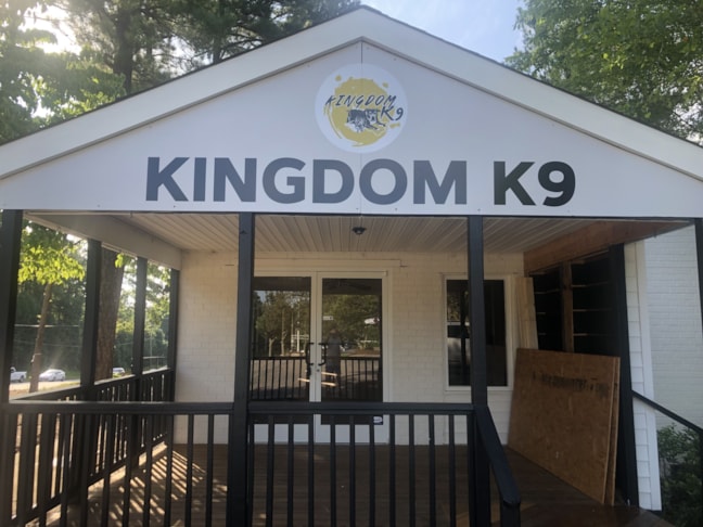 Wall Murals & Graphics