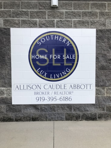 Wall Murals & Graphics