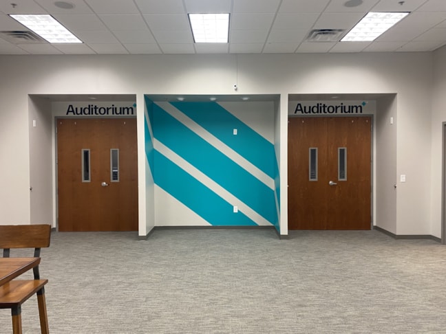 Wall Murals & Graphics