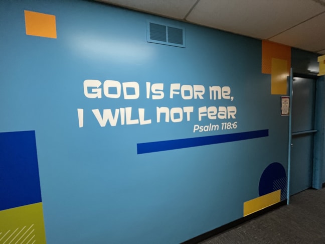 Wall Murals & Graphics