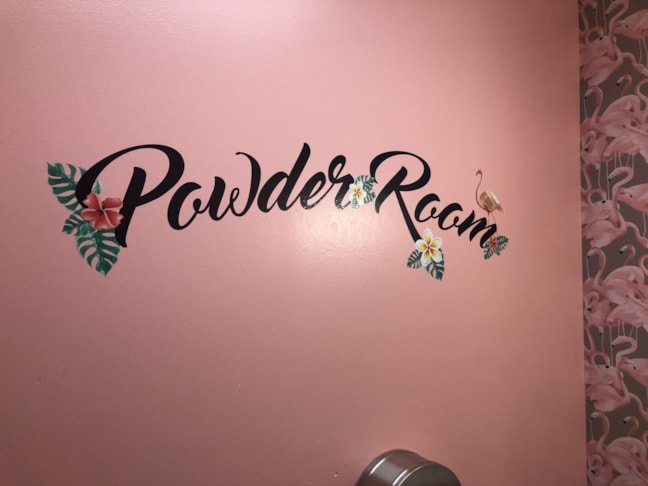 Wall Murals & Graphics