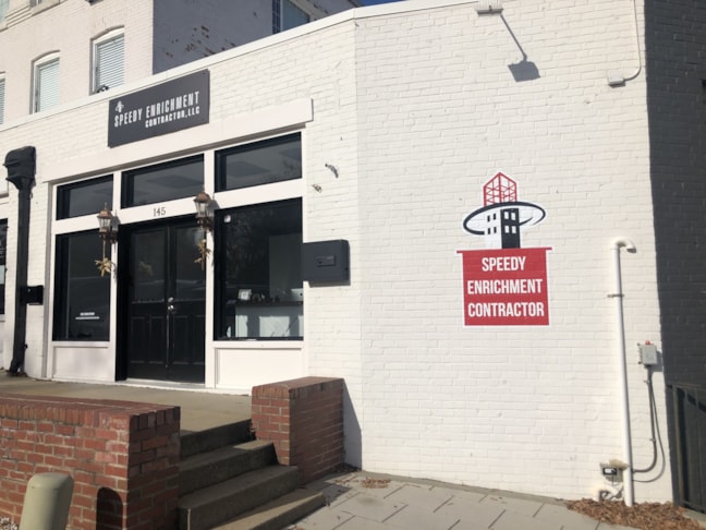 Wall Murals & Graphics