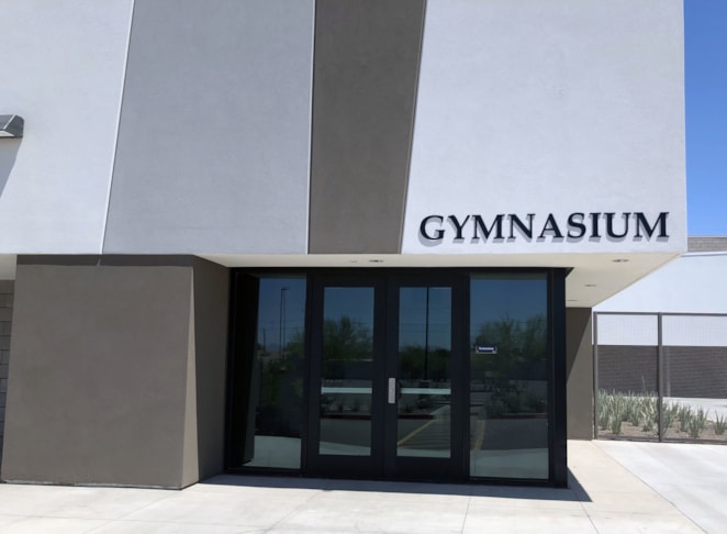 Custom Non-Illuminated Dimensional Letters