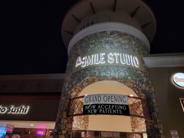 3D Signs & Dimensional Letters