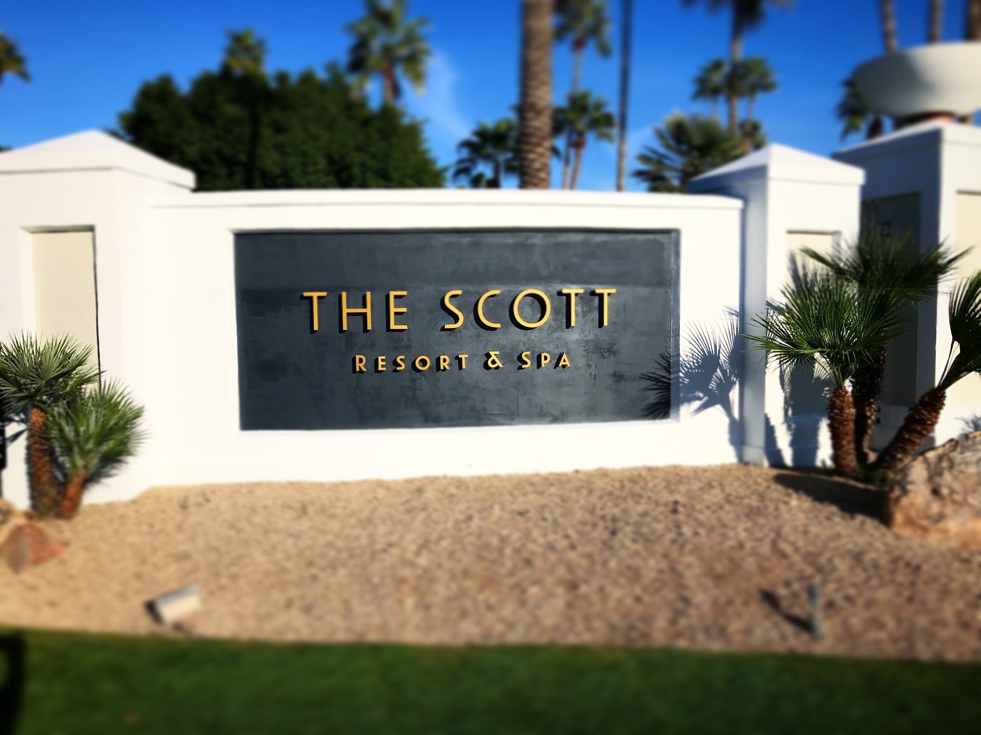 Architectural monument signage The Scott