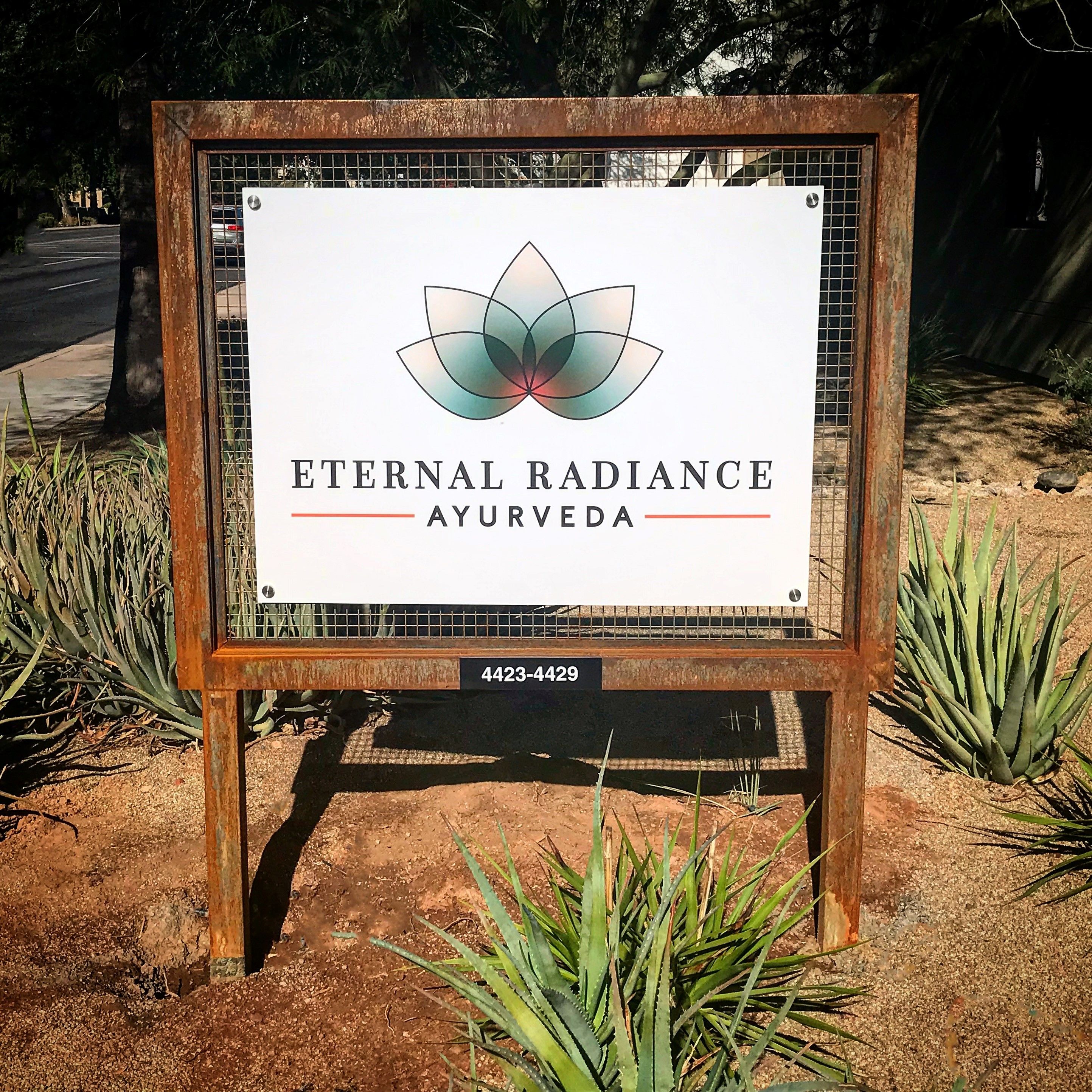 Architectural post and panel Eternal Radiance