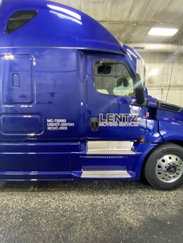Lentz Moving Services Vehicle Graphics & Lettering