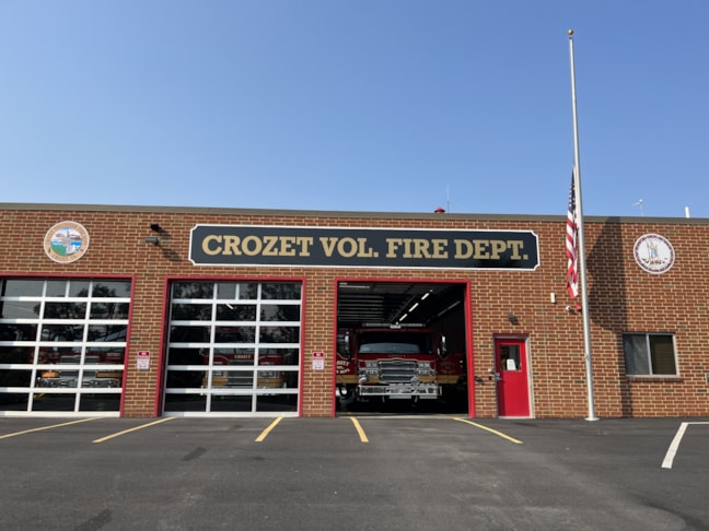 Building Signage, State & County Seals 