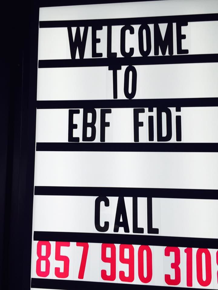 illuminated signs, marquee signs, vintage signs, neon signs