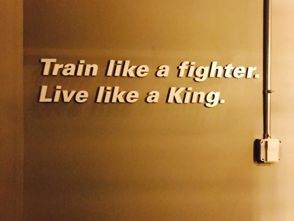 illuminated signs, marquee signs, vintage signs, neon signs