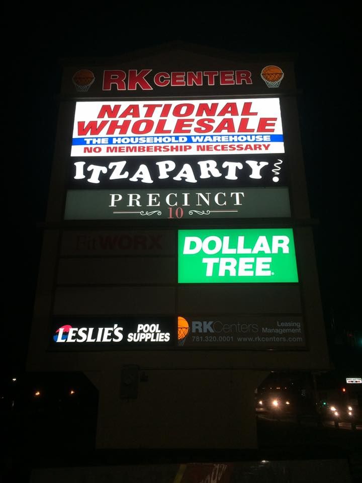 pylon signs, sign faces