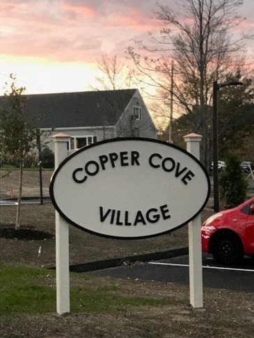 MDO sign with acrylic dimensional letters and border.