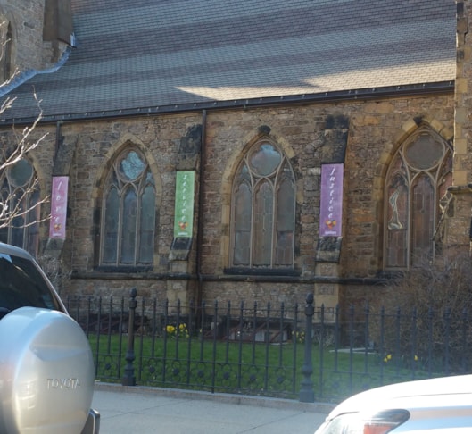 Exterior vinyl banners