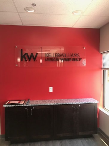 3D Signs & Dimensional Lettering