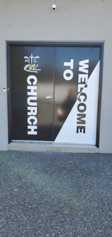 Wall Murals & Graphics