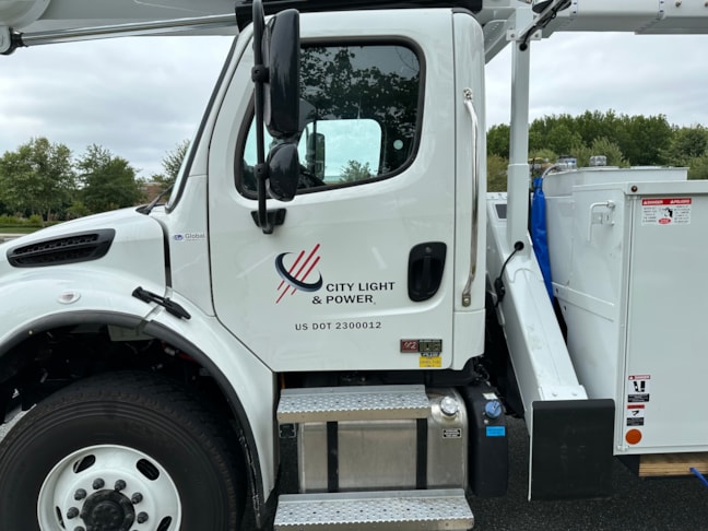 Vehicle Graphics & Lettering