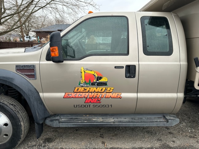 Vehicle Graphics & Lettering