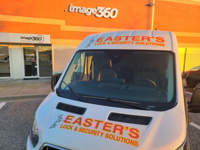 Vehicle Graphics & Lettering