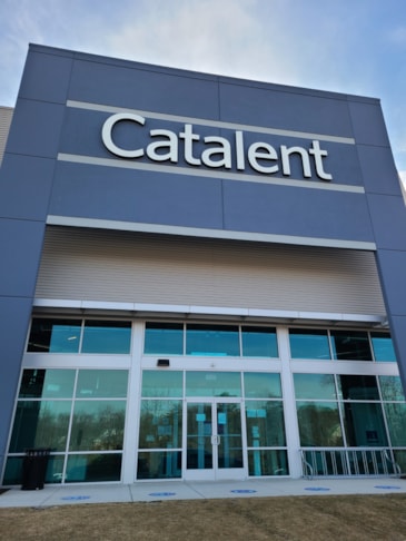 3D Signs & Dimensional Letters