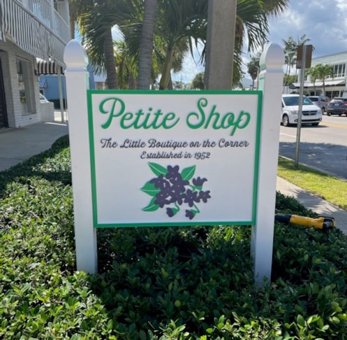 Custom Signs & Signage | Retail