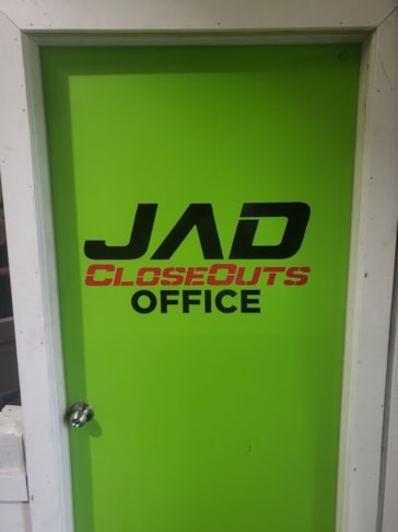 Wall Murals & Graphics