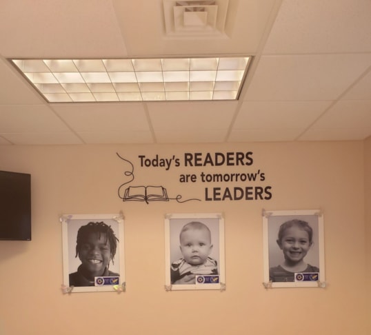 Wall Murals & Graphics