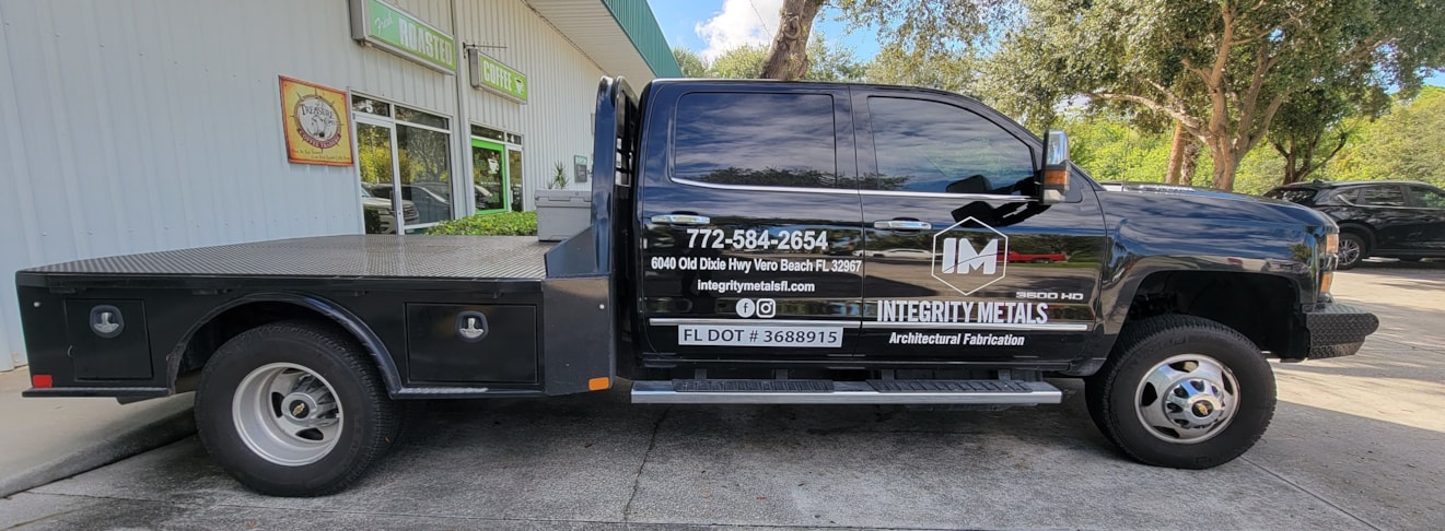 Vehicle Graphics & Lettering | Service and Trade Organizations