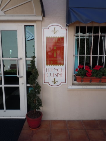 Metal Signs and Displays