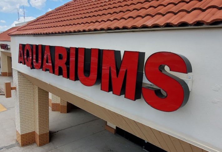 Exterior & Outdoor Signage | Retail