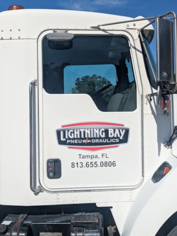 Vehicle Graphics & Lettering