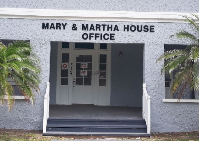 3D Signs & Dimensional Letters