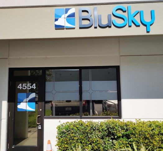 3D Signs & Dimensional Letters