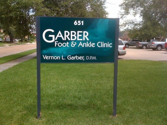 Post and Panel Signs 2 i360 Lake Charles