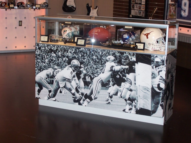 Display Cases and Message Board Signs