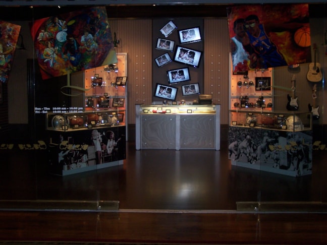 Display Cases and Message Board Signs