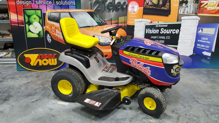 Custom Decals & Stickers in [city]