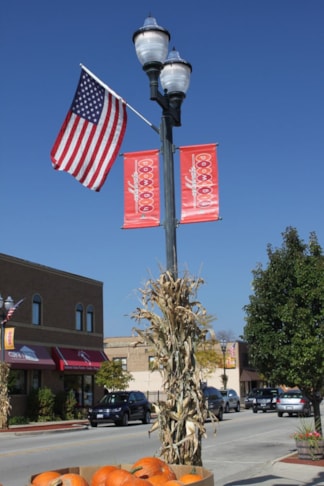 Street light pole banners