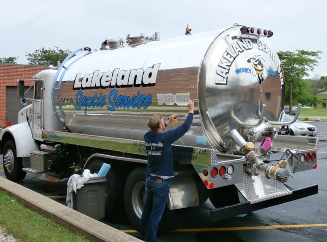 Vehicle Logo Graphics & Lettering