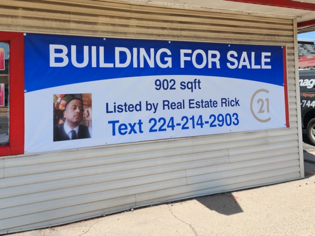 Fabric & Vinyl Outdoor Banners