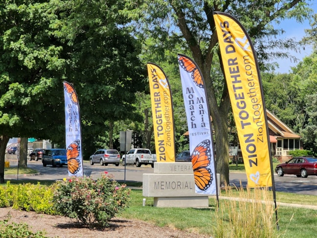 Feather Flags & Flutter Flags