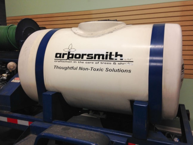 Fleet Graphics | Agricultural and Landscaping Signs