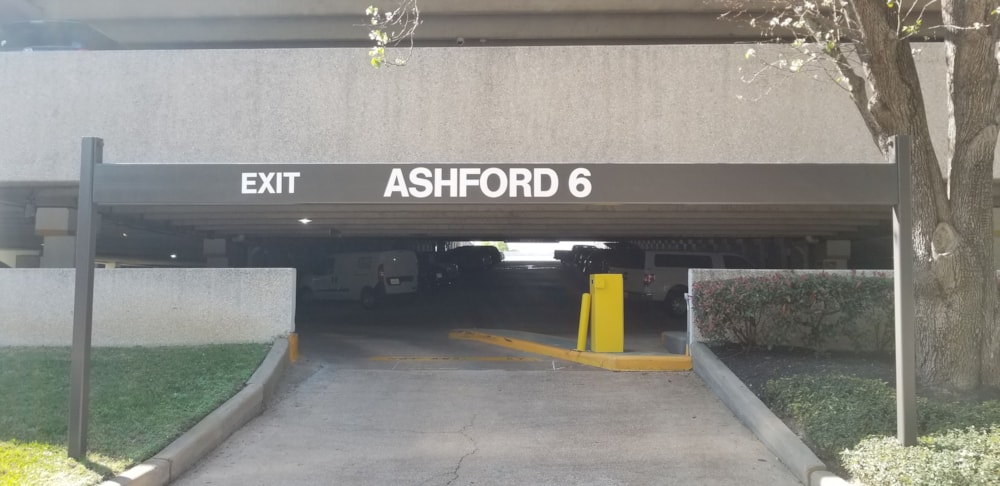 Exterior & Outdoor Signage | Property Management and Apartment Signs