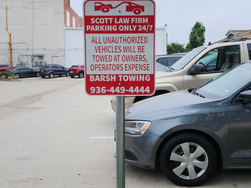 Parking Lot Signs | Professional Services | Conroe, Texas | Metal