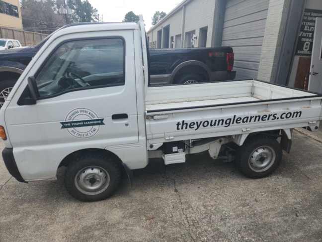 Vehicle Graphics & Lettering | Schools, Colleges & Universities