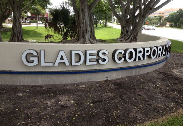  - image360-boca-raton-illuminated-channel-letters-glades