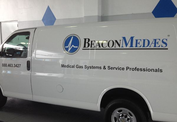  - image360-bocaraton-vehicle-graphics-lettering-natural-gas