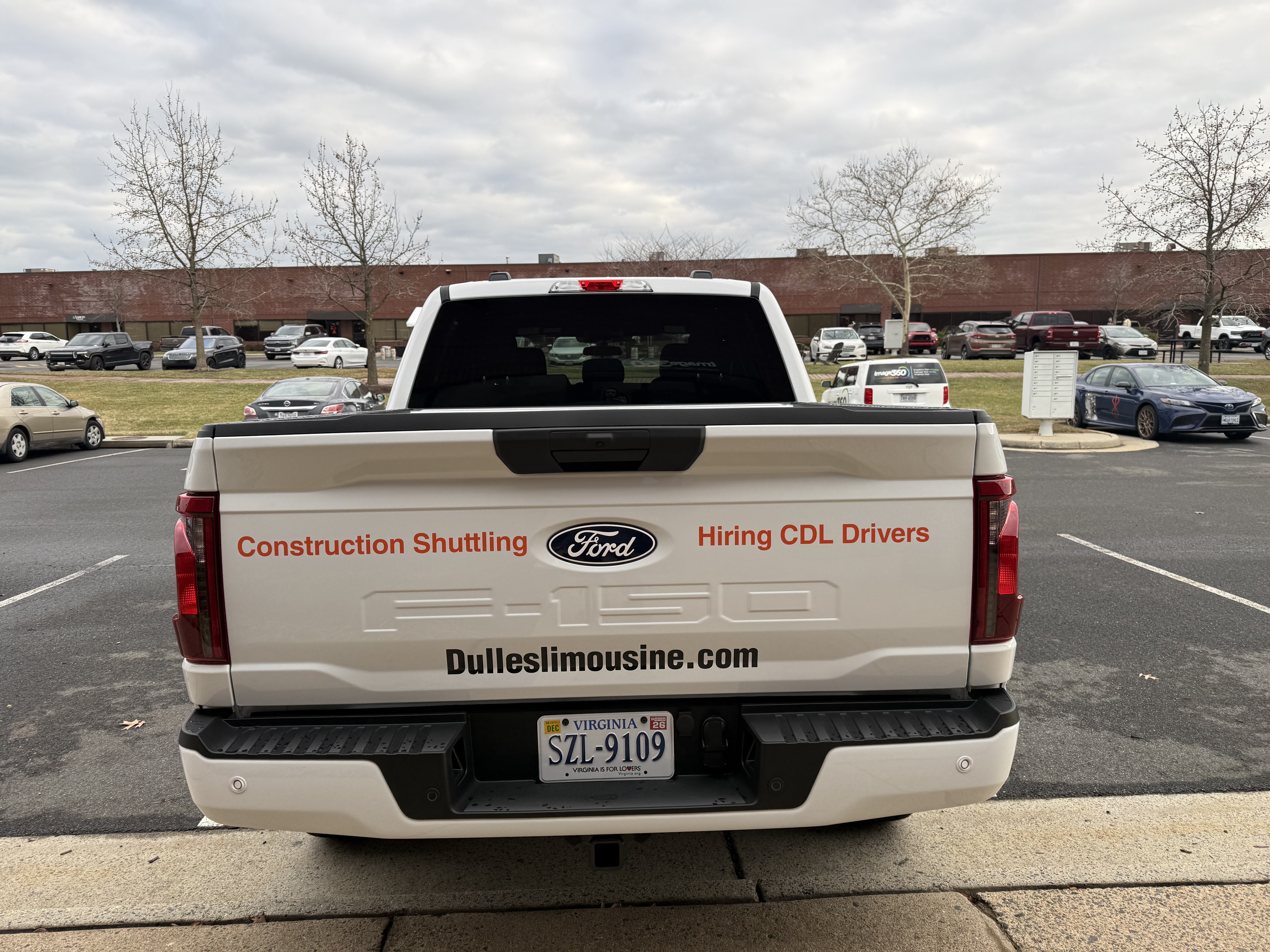 Vehicle Graphics & Lettering | Transportation, Logistics, & Distribution | Vinyl
