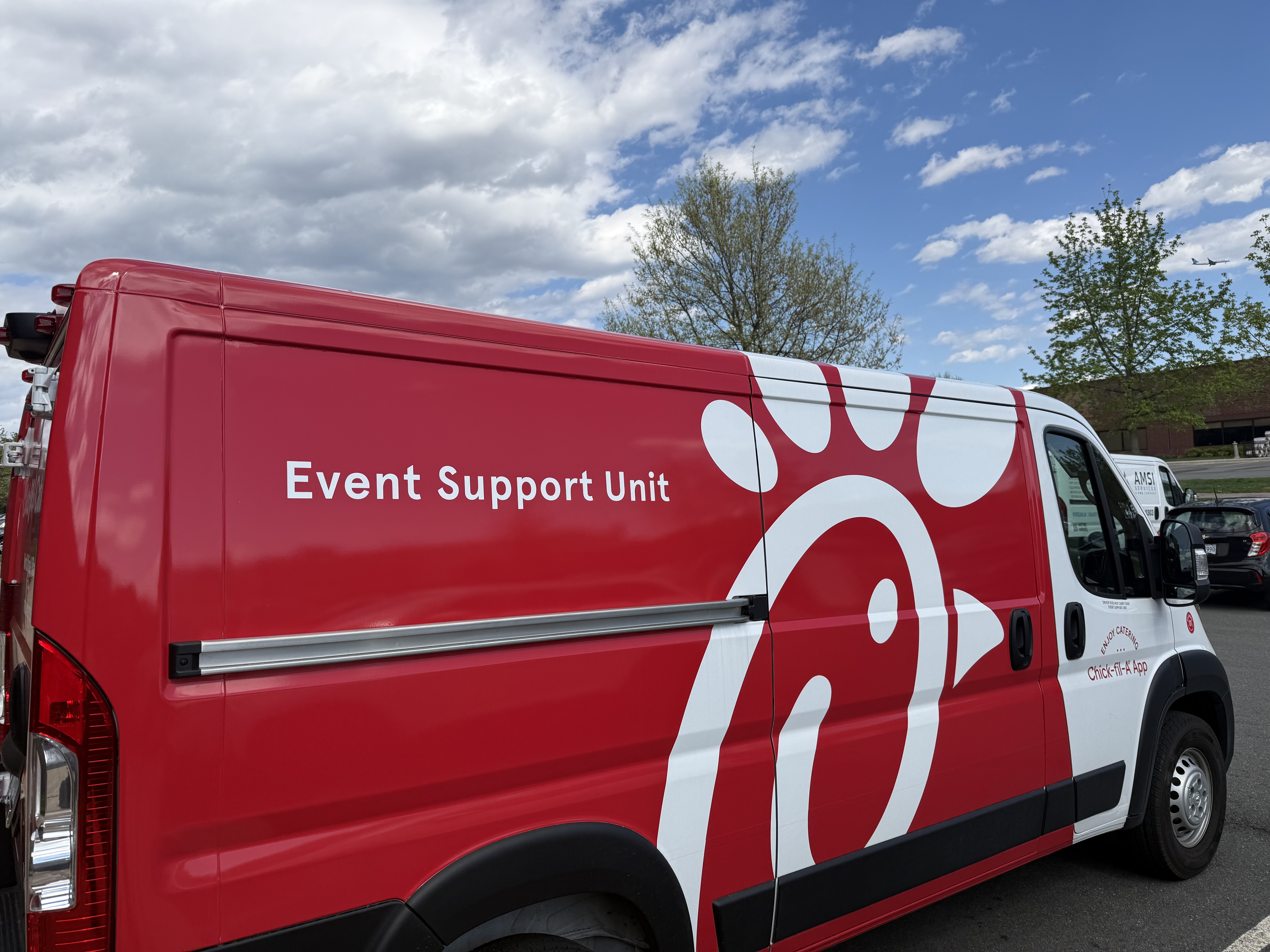 Vehicle Graphics & Lettering | Restaurants & Foodservice | Vinyl